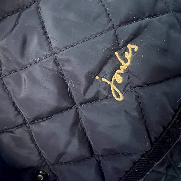 Joules Marcotte Quilted Jacket with Plaid Interior - Size 4 - Picture 8 of 11